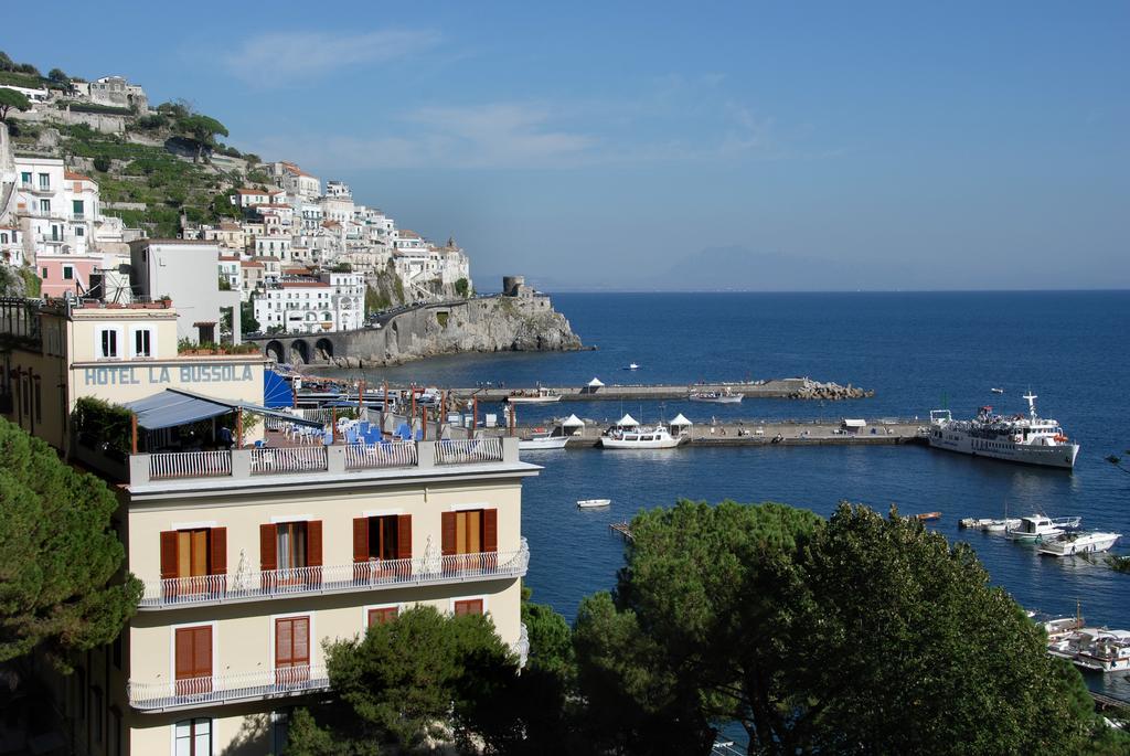 Hotel La Bussola Amalfi Exterior foto