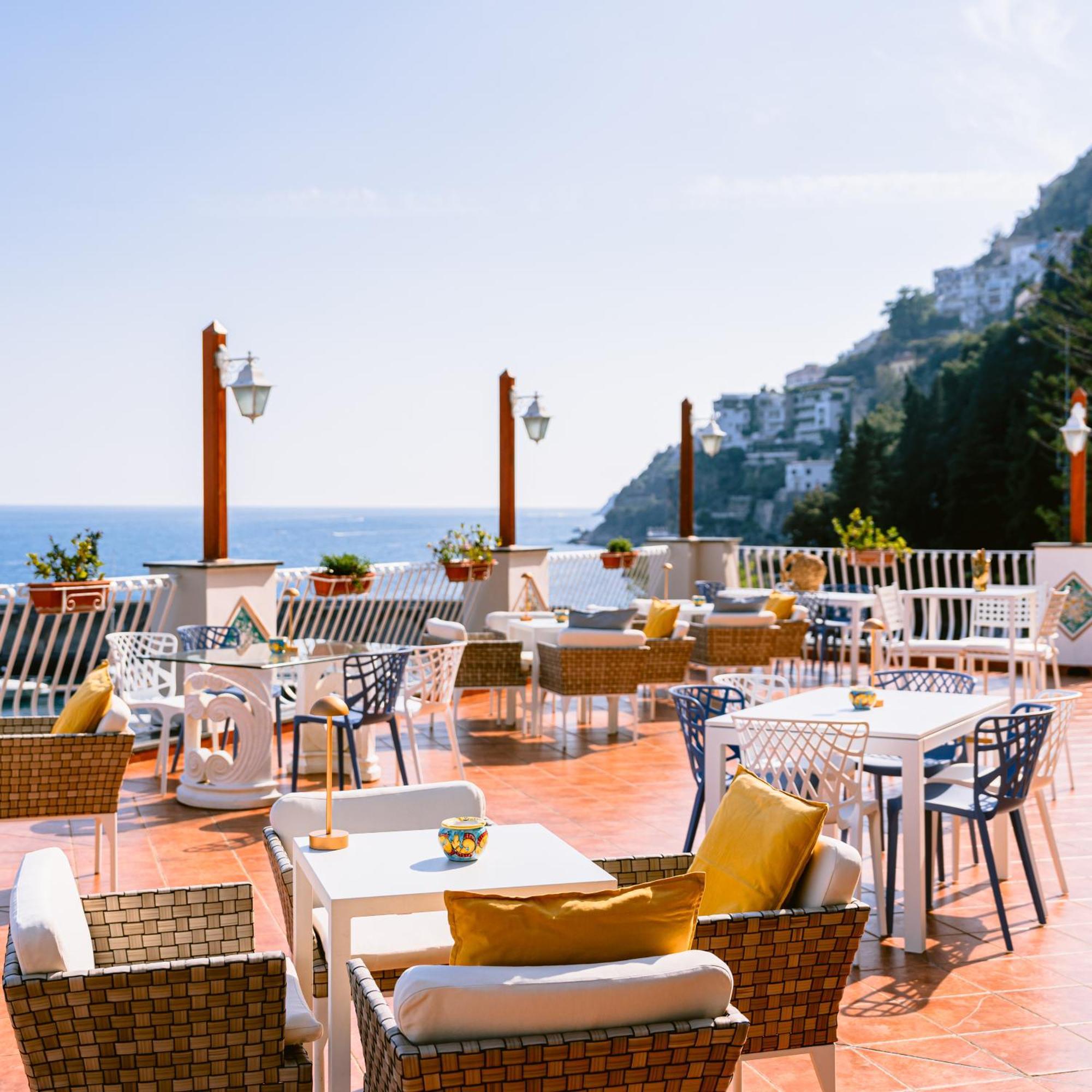 Hotel La Bussola Amalfi Exterior foto